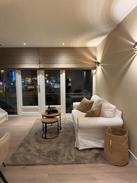 House Apartment *
